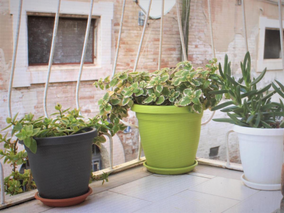 B E B La Fontana Del Carmine Apartment Lucera Exterior photo
